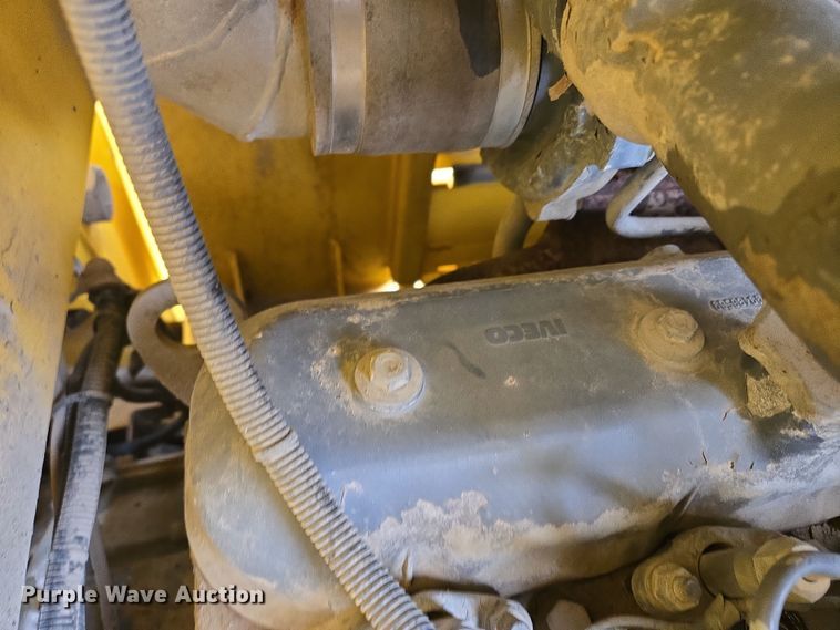 image for item EQ6579 2002 New Holland  LW110 wheel loader