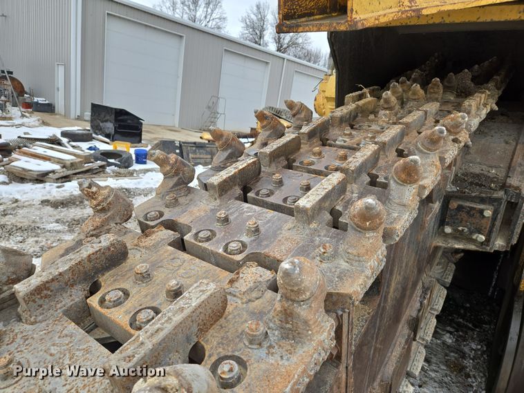 image for item EQ6580 1997 Vermeer  T955 trencher