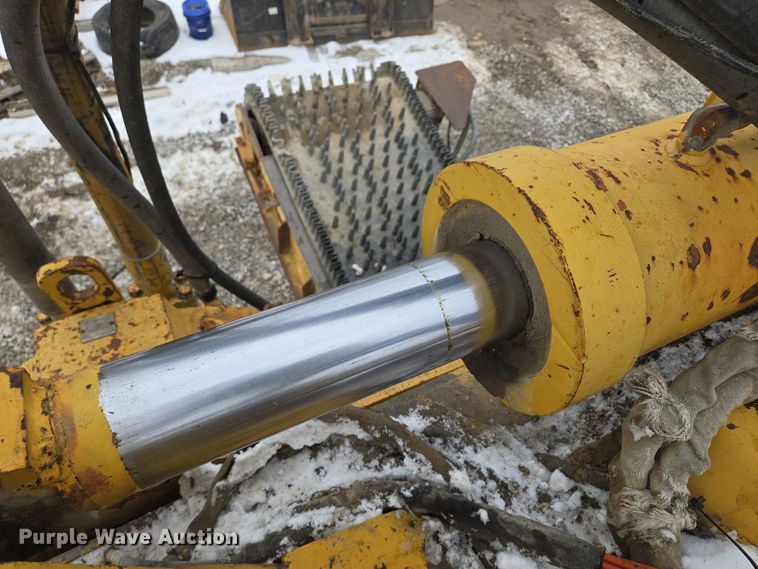 image for item EQ6580 1997 Vermeer  T955 trencher