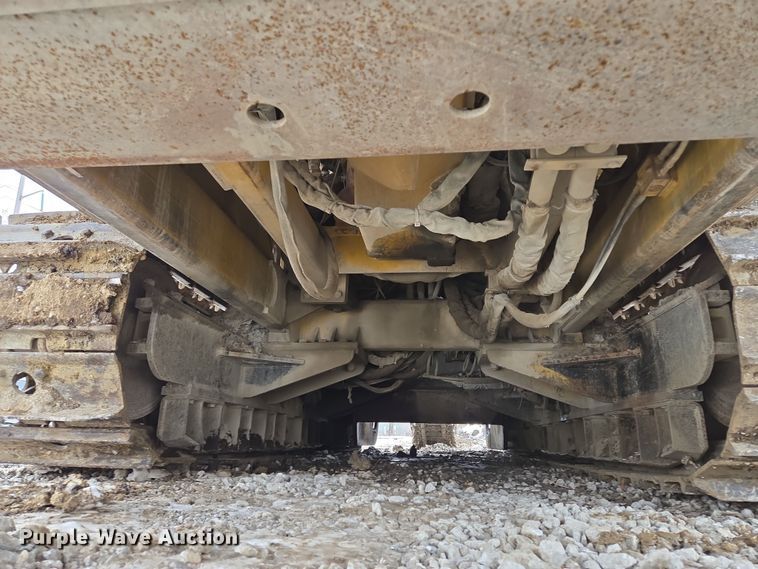 image for item EQ6580 1997 Vermeer  T955 trencher