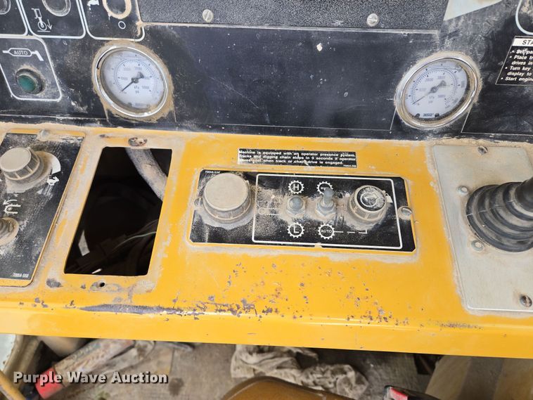 image for item EQ6580 1997 Vermeer  T955 trencher