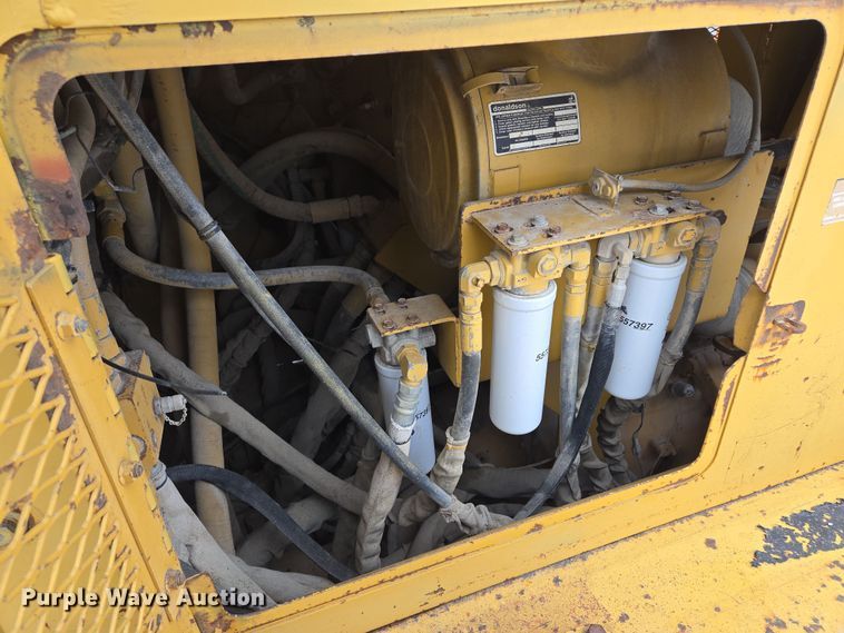 image for item EQ6580 1997 Vermeer  T955 trencher