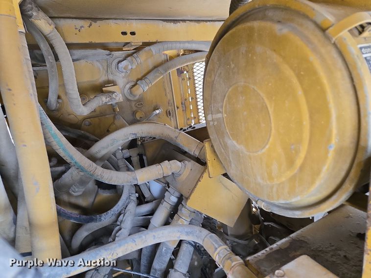 image for item EQ6580 1997 Vermeer  T955 trencher