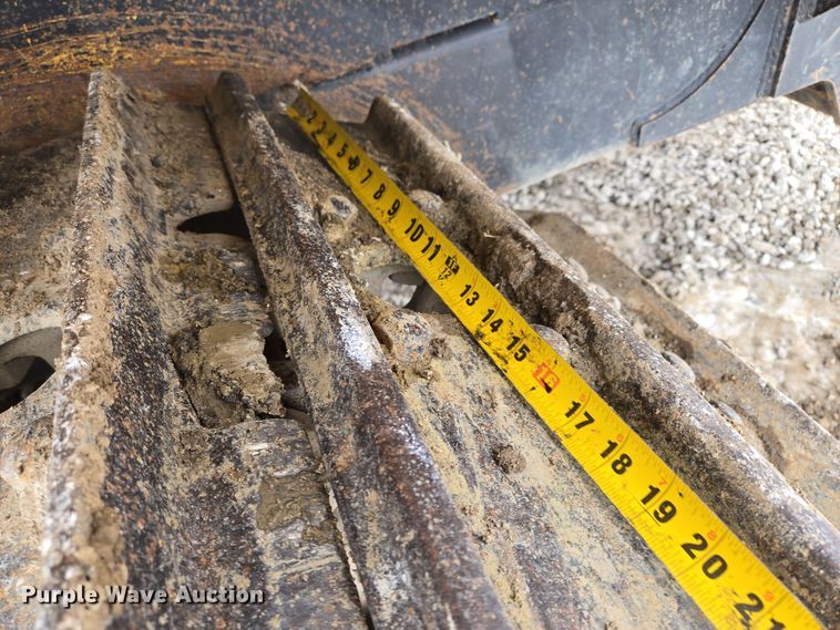 image for item EQ6580 1997 Vermeer  T955 trencher