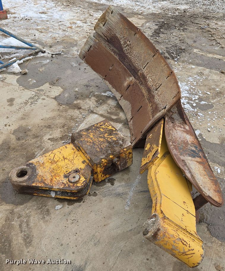 image for item EQ6580 1997 Vermeer  T955 trencher