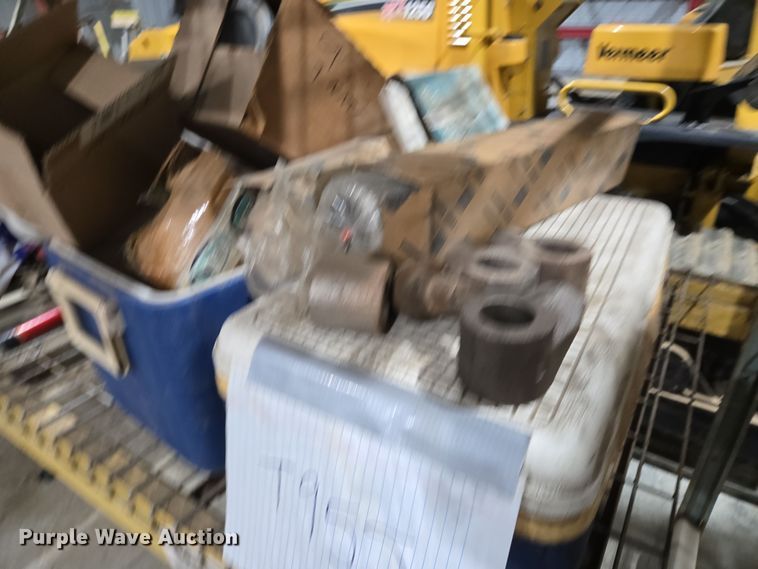 image for item EQ6580 1997 Vermeer  T955 trencher