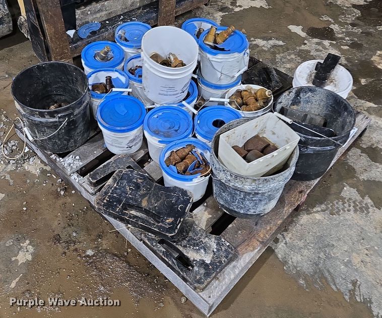 image for item EQ6581 Trencher bits  