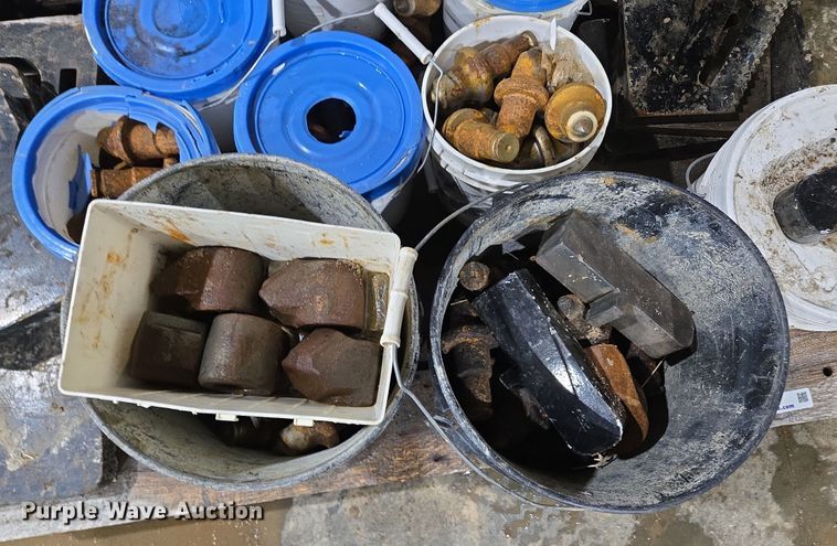 image for item EQ6581 Trencher bits  