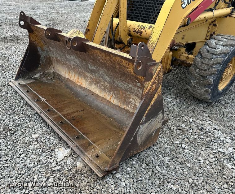 image for item EQ6588 1998 John Deere 310E backhoe