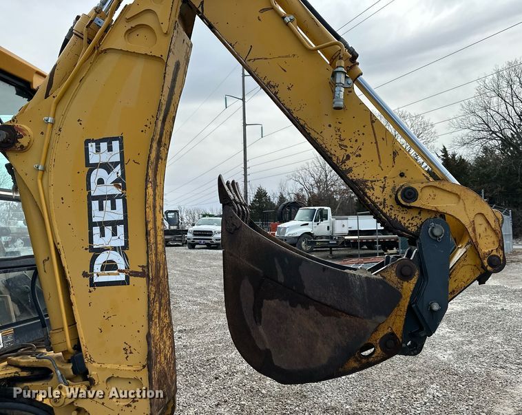 image for item EQ6588 1998 John Deere 310E backhoe