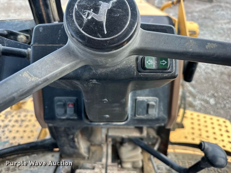 image for item EQ6588 1998 John Deere 310E backhoe