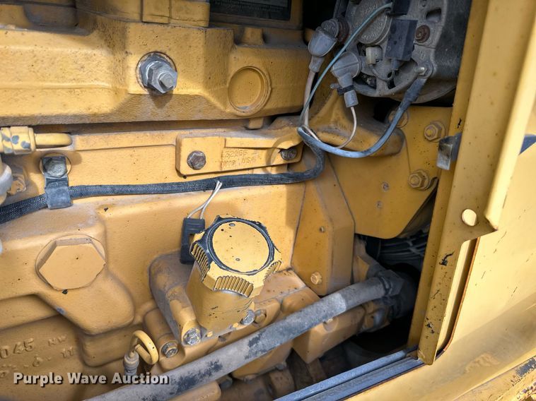 image for item EQ6588 1998 John Deere 310E backhoe