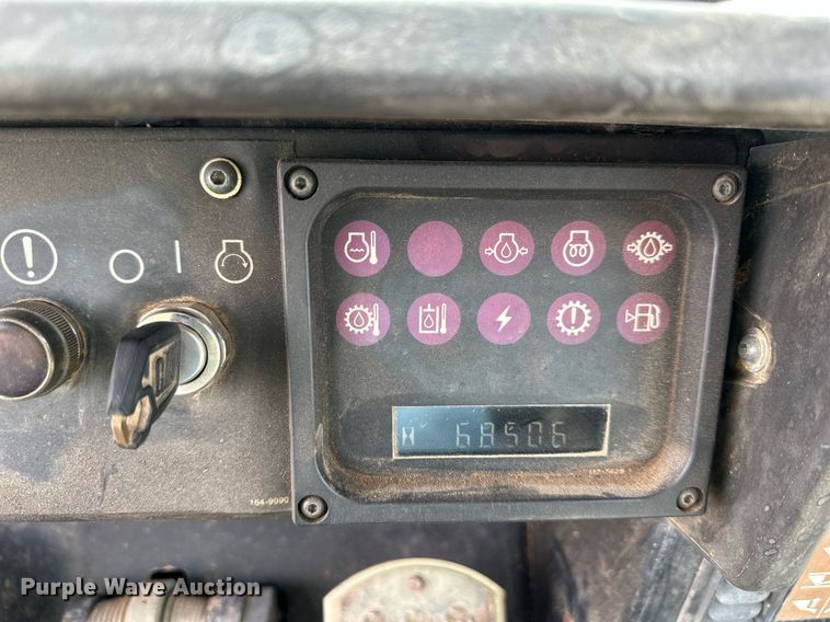 image for item EQ6589 2003 Caterpillar 963C track loader