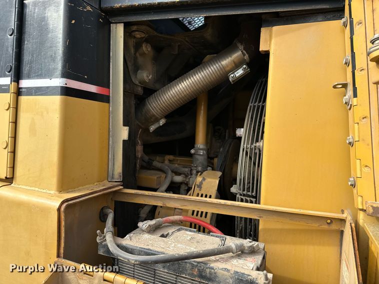 image for item EQ6589 2003 Caterpillar 963C track loader