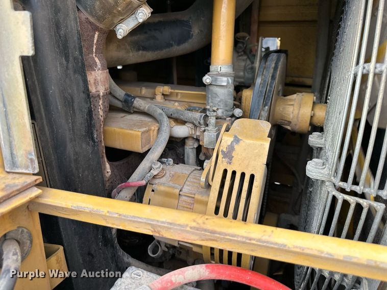 image for item EQ6589 2003 Caterpillar 963C track loader