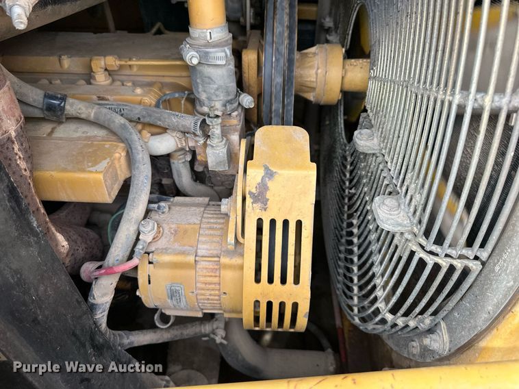 image for item EQ6589 2003 Caterpillar 963C track loader