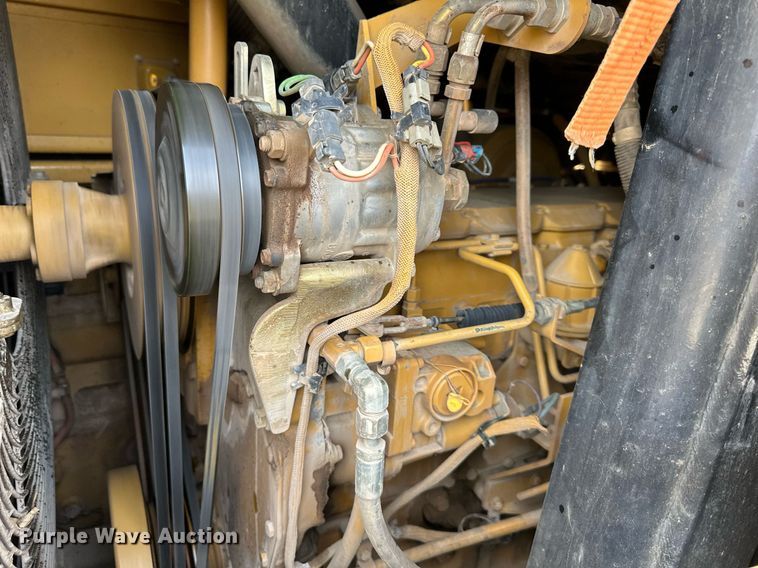 image for item EQ6589 2003 Caterpillar 963C track loader