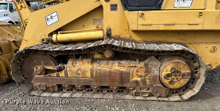 image for item EQ6589 2003 Caterpillar 963C track loader