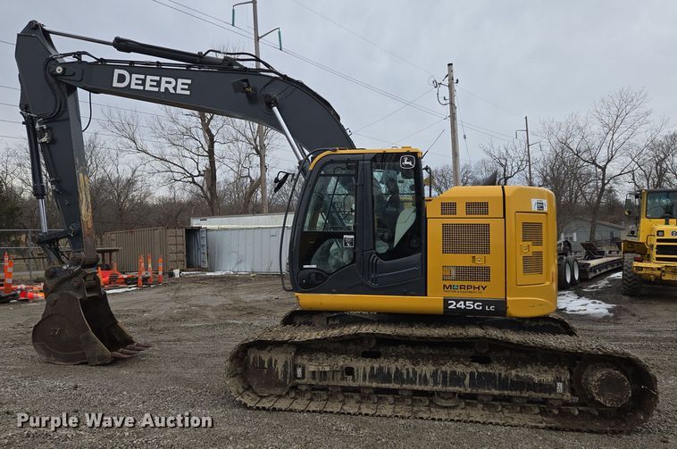 image for item EQ6591 2015 John Deere  245G LC  excavator