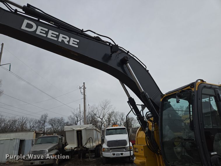 image for item EQ6591 2015 John Deere  245G LC  excavator