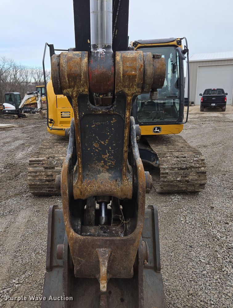 image for item EQ6591 2015 John Deere  245G LC  excavator