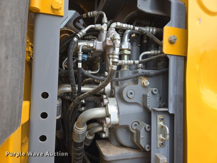 image for item EQ6591 2015 John Deere  245G LC  excavator