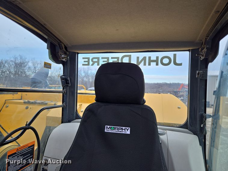 image for item EQ6591 2015 John Deere  245G LC  excavator