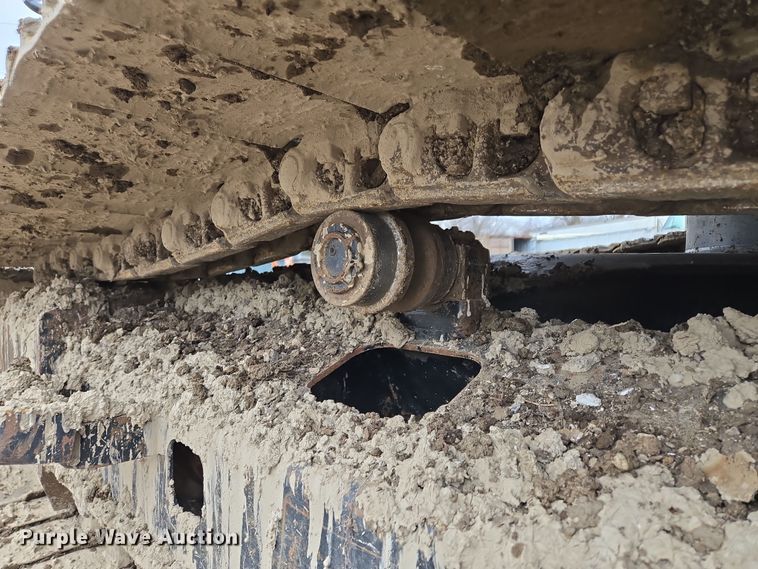 image for item EQ6591 2015 John Deere  245G LC  excavator