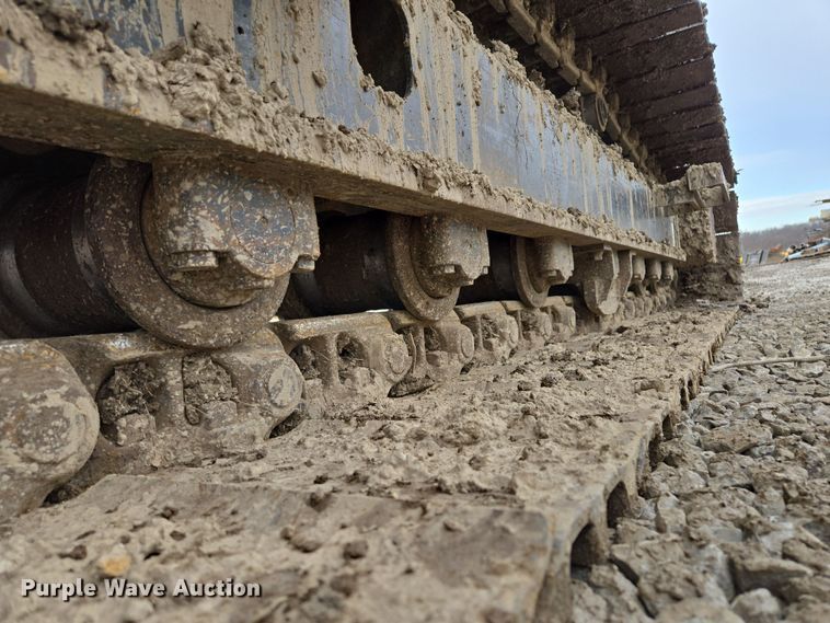 image for item EQ6591 2015 John Deere  245G LC  excavator