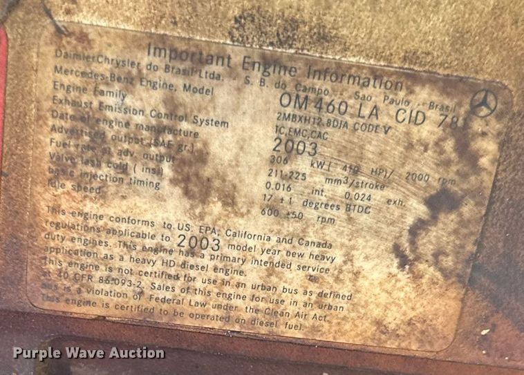 image for item EQ6592 2004 Sterling L-Line semi truck