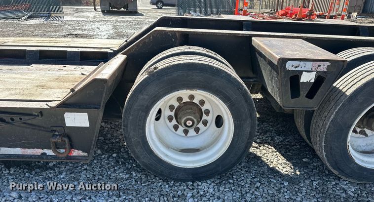 image for item EQ6593 2013 Kaufman lowboy equipment trailer