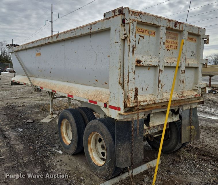 image for item EQ6595 1995 Hilbilt  end dump trailer