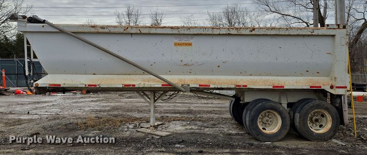 image for item EQ6595 1995 Hilbilt  end dump trailer