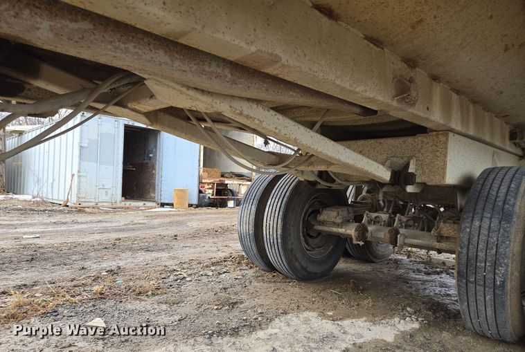 image for item EQ6595 1995 Hilbilt  end dump trailer