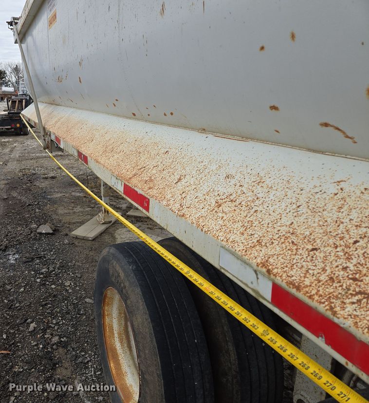 image for item EQ6595 1995 Hilbilt  end dump trailer