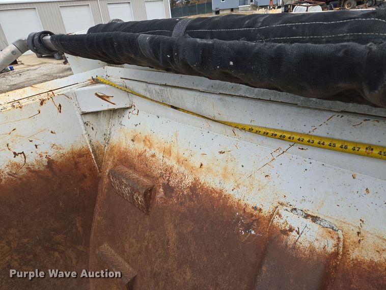 image for item EQ6595 1995 Hilbilt  end dump trailer