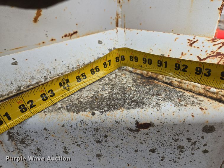 image for item EQ6595 1995 Hilbilt  end dump trailer