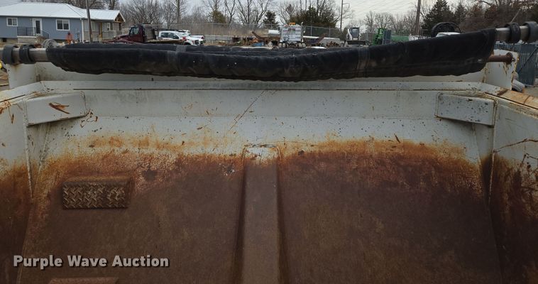 image for item EQ6595 1995 Hilbilt  end dump trailer