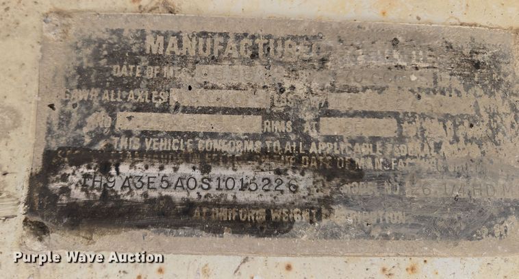 image for item EQ6595 1995 Hilbilt  end dump trailer