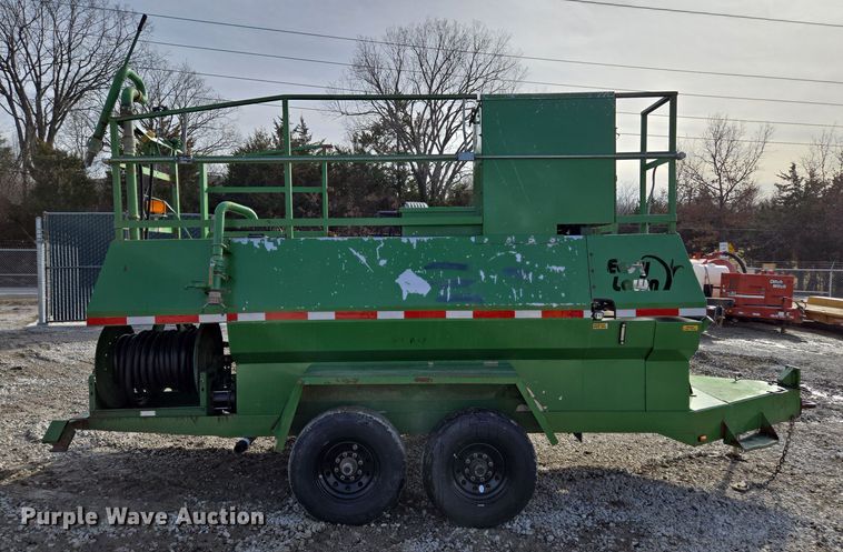 image for item EQ6597 2004 Easy Lawn  hydroseeder