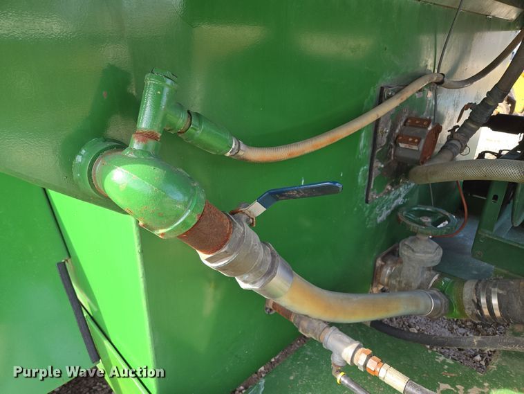 image for item EQ6597 2004 Easy Lawn  hydroseeder