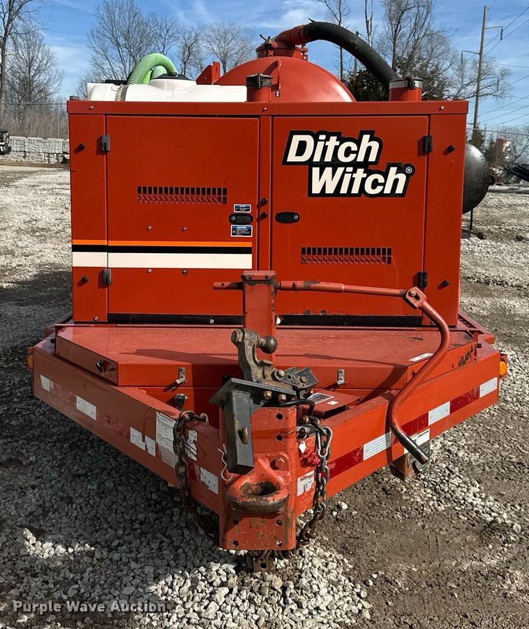 image for item EQ6600 2013 Ditch Witch FX30 vacuum excavator