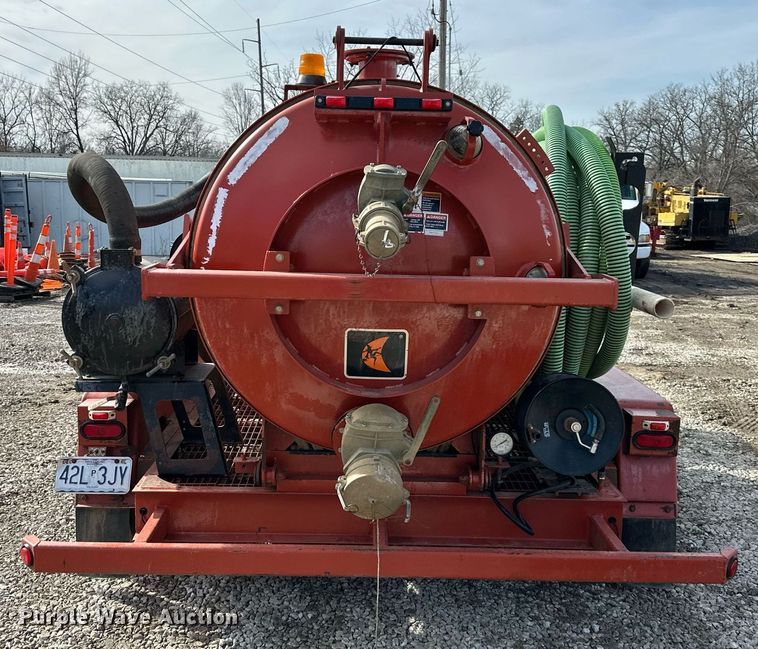 image for item EQ6600 2013 Ditch Witch FX30 vacuum excavator