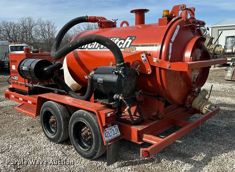 image for item EQ6600 2013 Ditch Witch FX30 vacuum excavator