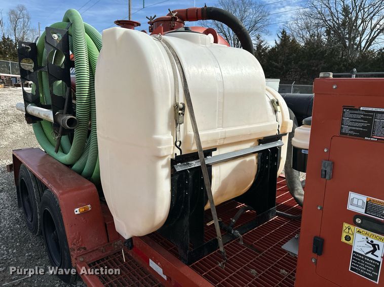 image for item EQ6600 2013 Ditch Witch FX30 vacuum excavator