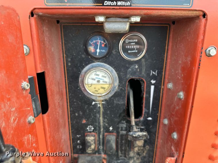 image for item EQ6600 2013 Ditch Witch FX30 vacuum excavator