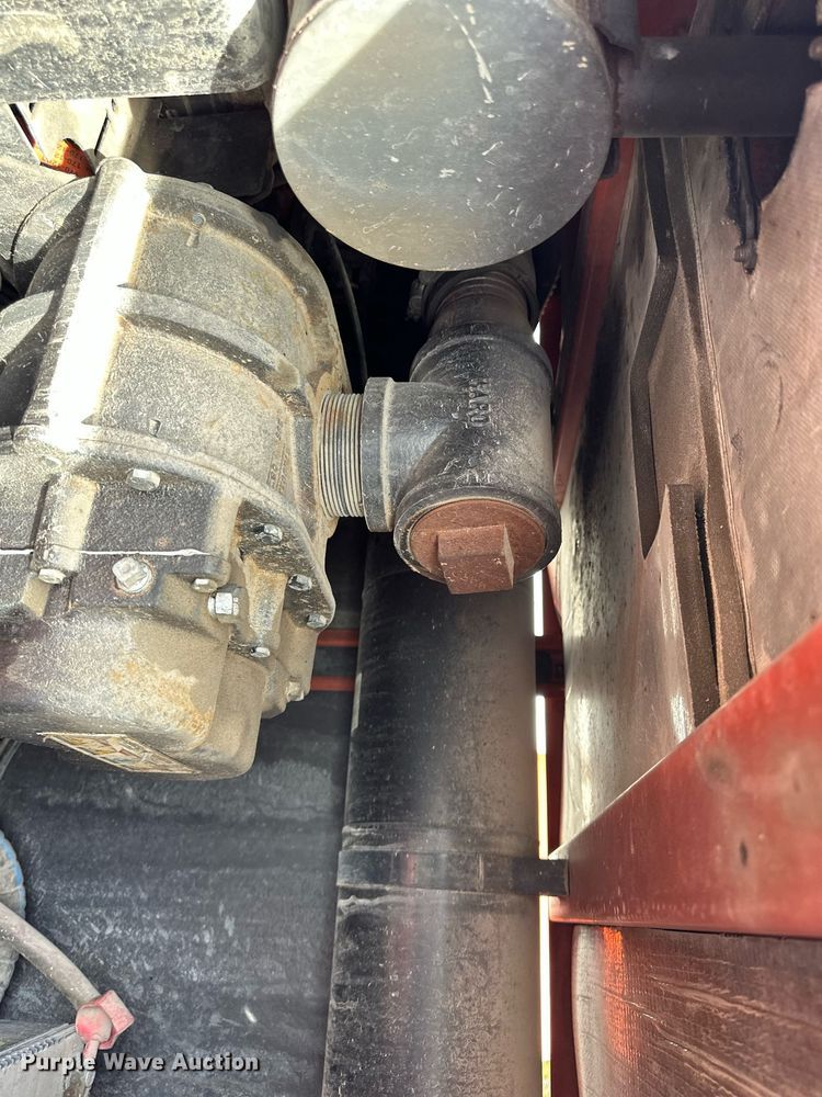 image for item EQ6600 2013 Ditch Witch FX30 vacuum excavator