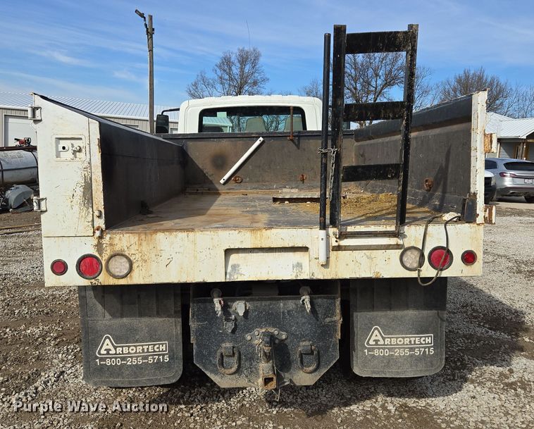 image for item EQ6602 2002 International  4300 DT466 dump truck