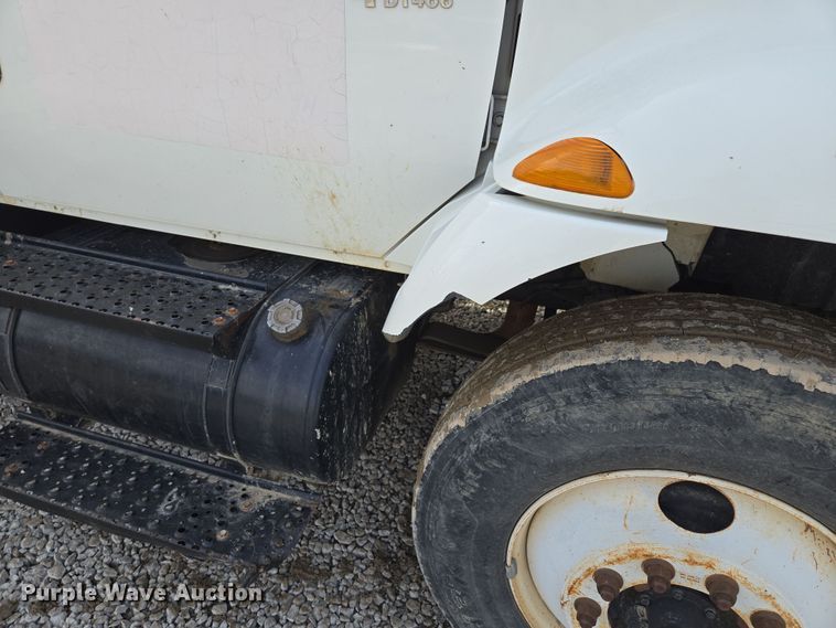 image for item EQ6602 2002 International  4300 DT466 dump truck