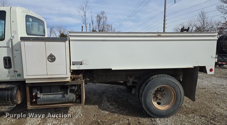 image for item EQ6602 2002 International  4300 DT466 dump truck